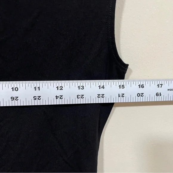 NWT Reformation black blouse top size medium Shae Knit Top - Picture 7 of 8